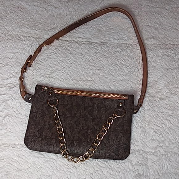 Michael Kors clutch - Picture 2 of 8